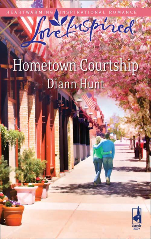 Hometown Courtship (Mills & Boon Love Inspired): First edition (9781408964064)